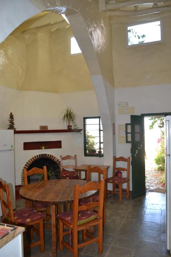 Es Barranco Guest House เฟอร์เรเรียส ภายนอก รูปภาพ