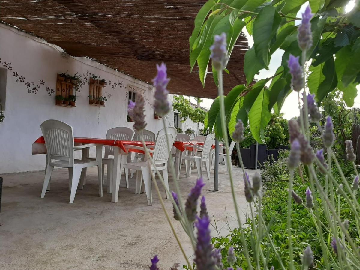 Es Barranco Guest House เฟอร์เรเรียส ภายนอก รูปภาพ