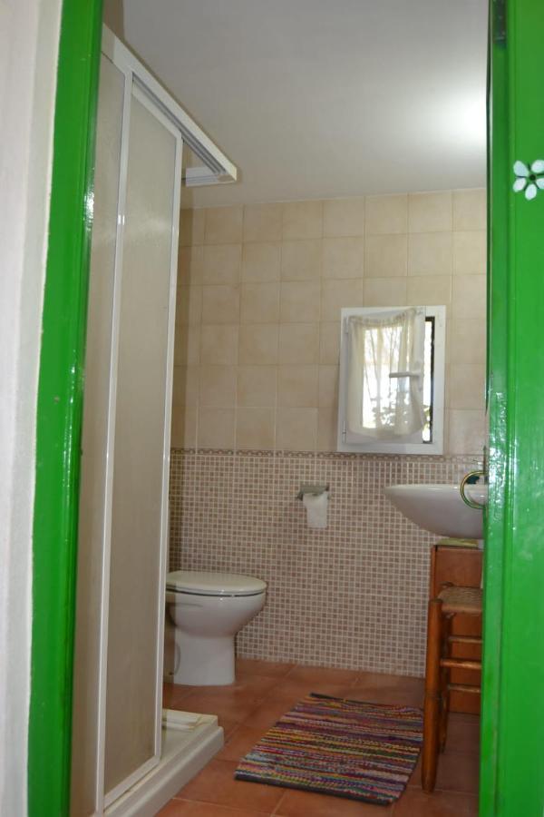 Es Barranco Guest House เฟอร์เรเรียส ภายนอก รูปภาพ
