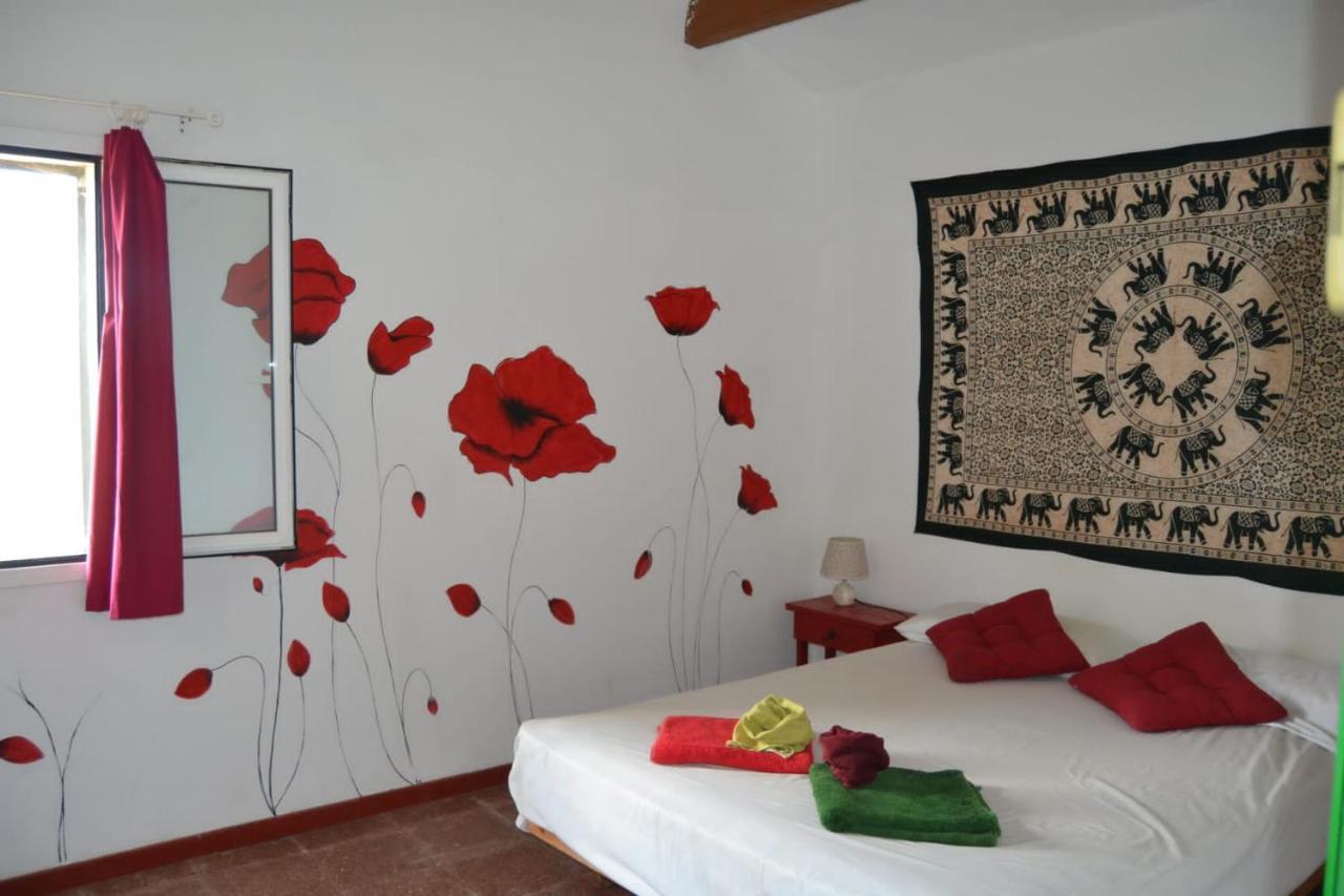 Es Barranco Guest House เฟอร์เรเรียส ภายนอก รูปภาพ