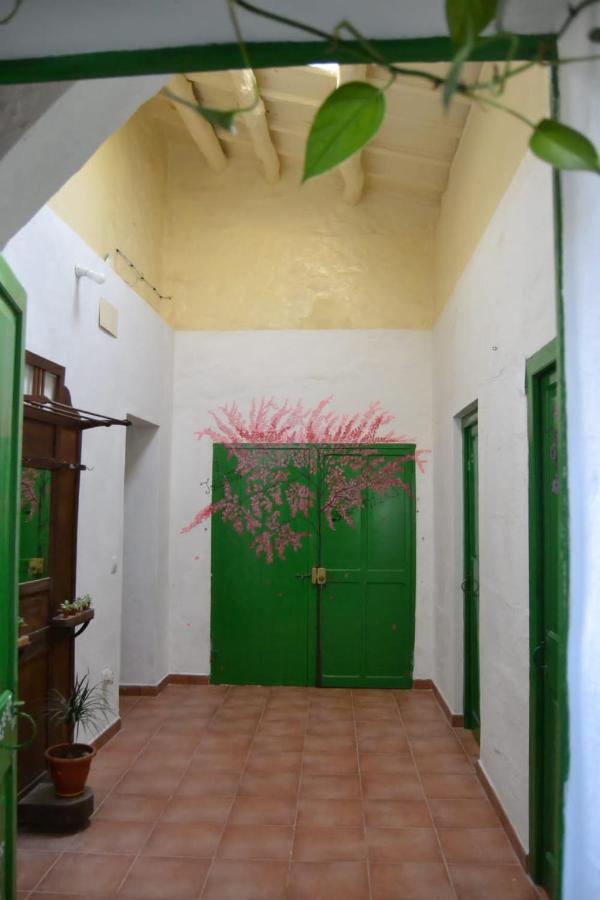 Es Barranco Guest House เฟอร์เรเรียส ภายนอก รูปภาพ