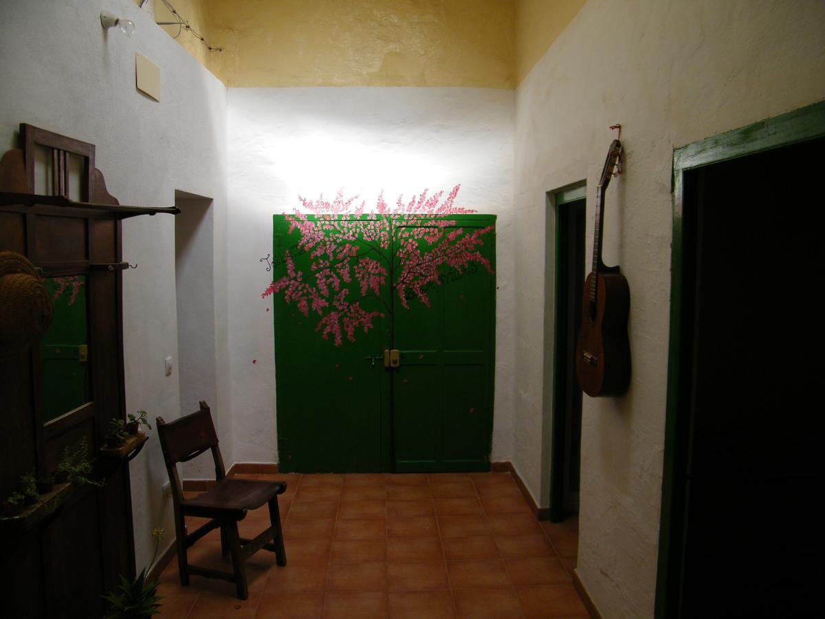 Es Barranco Guest House เฟอร์เรเรียส ภายนอก รูปภาพ
