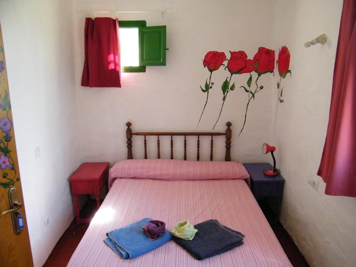 Es Barranco Guest House เฟอร์เรเรียส ภายนอก รูปภาพ