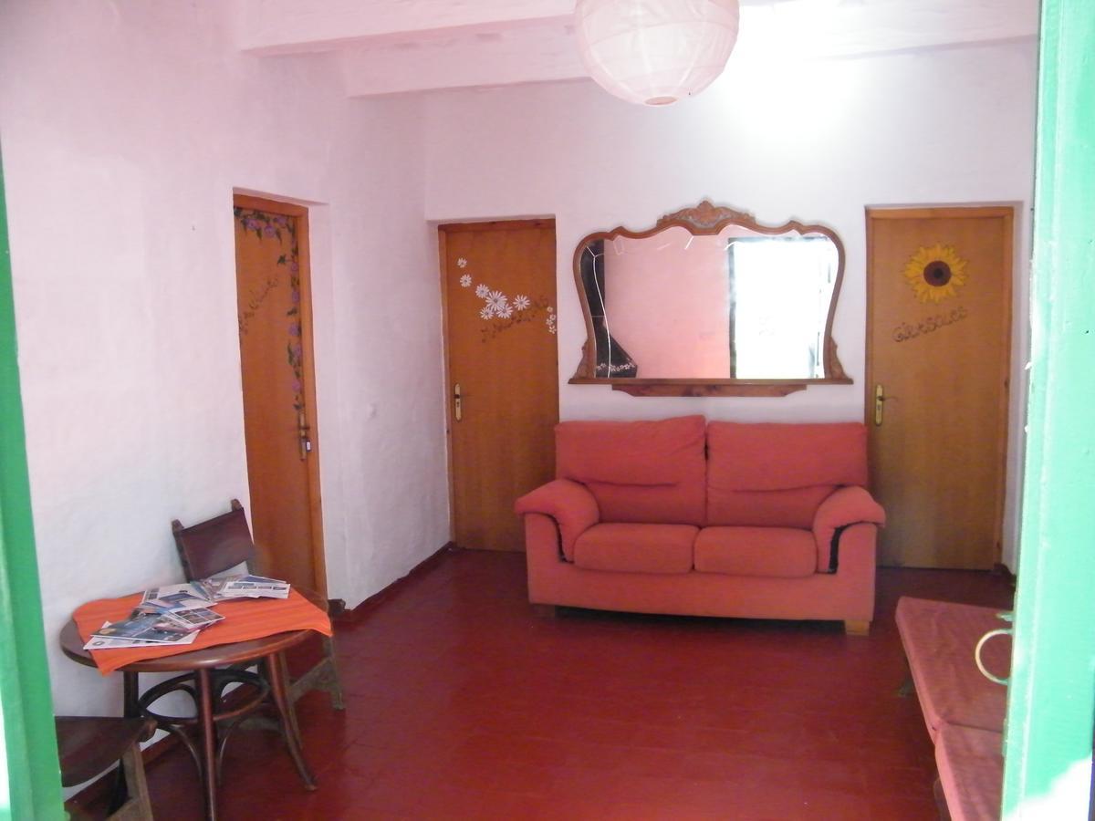 Es Barranco Guest House เฟอร์เรเรียส ภายนอก รูปภาพ